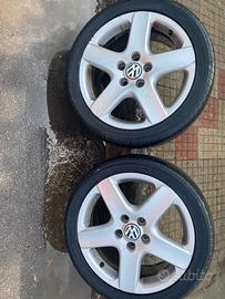 Cerchi in lega 17" con gomme VW