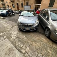 Opel corsa 1.2 gpl 2010