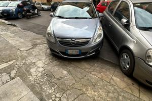Opel corsa 1.2 gpl 2010