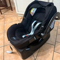 Ovetto/seggiolino per auto con base Chicco