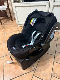Ovetto/seggiolino per auto con base Chicco