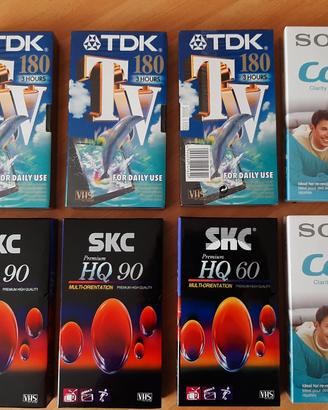 Lotto 8 VHS vergini sigillate (TDK,Sony, SKC)