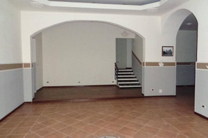 Locale commerciale ad Acireale centro