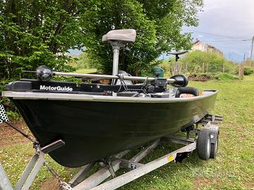 Bass-boat su base canadian+carrello revisionato