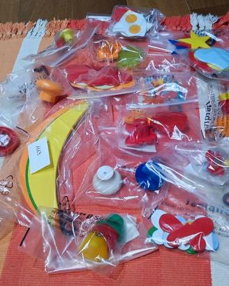 Lotto Maniglie e Decorazioni colorate per Mobili