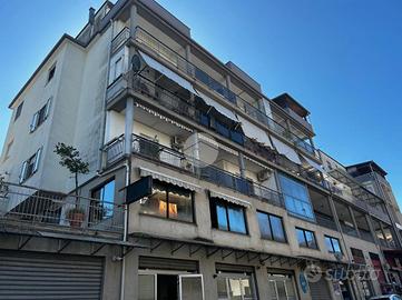 4 LOCALI A CASOLE BRUZIO