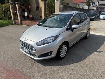 Ford Fiesta 1.2 60CV 5 porte Titanium