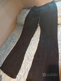 pantaloni a zampa neri