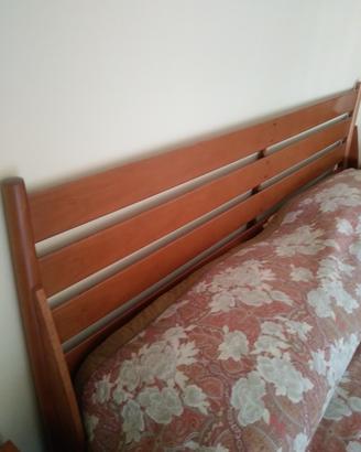 Letto matrimoniale Molteni con rete a doghe inclus