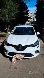 Renault Clio Full Hibrid automatica