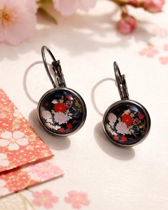 Orecchini a monachina fantasia floreale giapponese