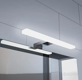 Lampada specchio bagno