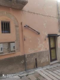 Piano rialzato indipendente centro storico