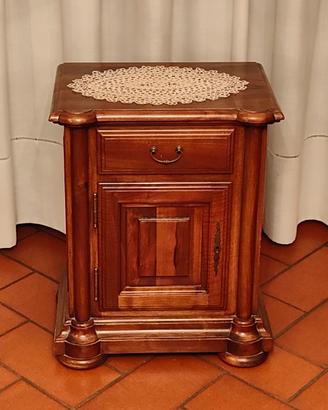 Comodini in Noce nazionale