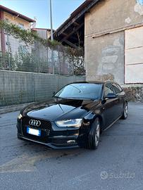 Audi A4 S line Multritronic