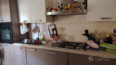 Cucina completa no frigorifero