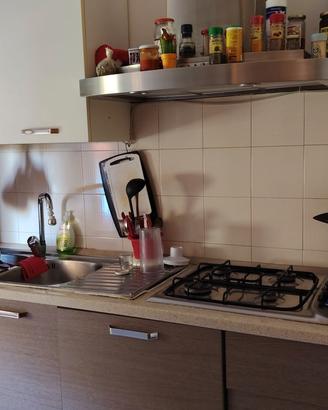 Cucina completa no frigorifero
