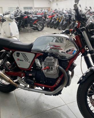 Moto Guzzi V7 Racer Special - 2011