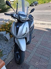 Piaggio Beverly 400S