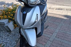 Piaggio Beverly 400S