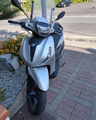 Piaggio Beverly 400S