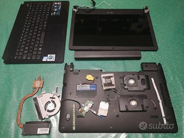 ASUS X501 X501A Ricambi vari