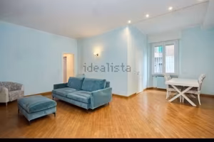 Trilocale presso agenzia Greco a Milano