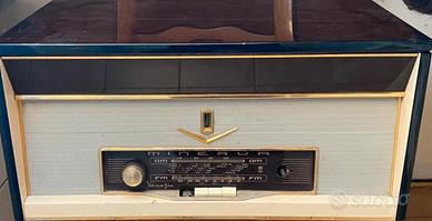 Radio giradischi vintage minerva