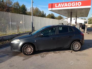 auto  Fiat Bravo