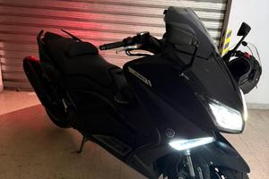 Yamaha Tmax 530
