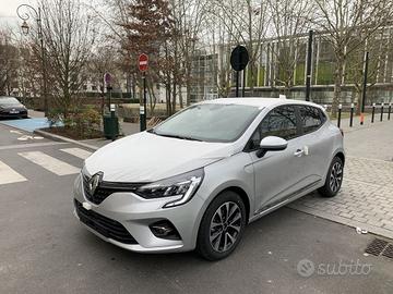 New Renault Clio 2021 in ricambio