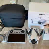 DJI Mini 4 Pro Combo RC2 come nuovo poche cariche
