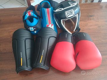Attrezzatura completa da combattimento 