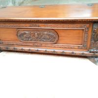 cassapanca con appendiabiti