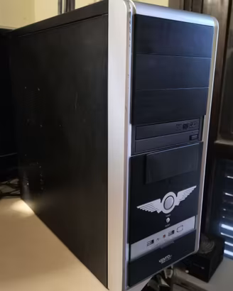 PC ASUS F2A85-M LE AMD A8-5600K 3.60GHz RAM 4GB