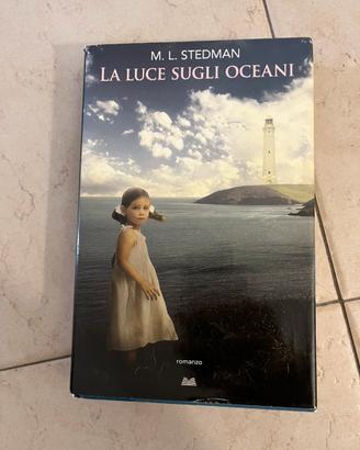 Libro La luce sugli oceani di M.L Stedman