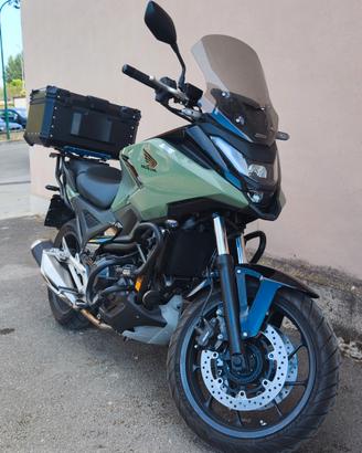 Honda nc750x 2025 manuale