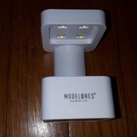 Mini lampada UV per unghie marca Modelones