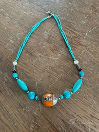 Collana girocollo tibetano