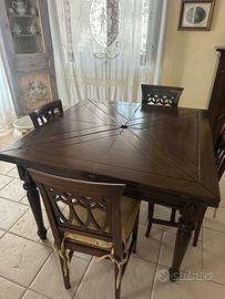 Tavolo quadrato allungabile