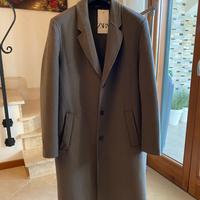 Nuovo cappotto di lana Zara