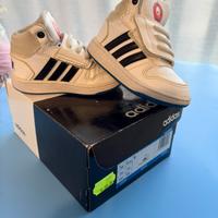 Scarpe adidas play bimbo numero 22