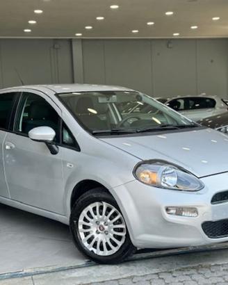 FIAT Punto 1.4 SeS 8V DUALOGIC 5P RACING CAMB...