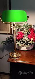 lampada da banchiere o ministeriale