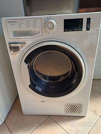 asciugatrice hotpoint  ariston 9 kg 