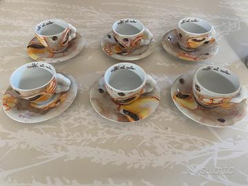 Caffettiera e set tazzine thun