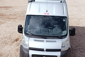 Camper van Adria 4twin