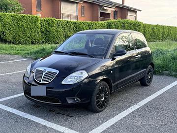 Lancia Ypsilon 1.2 Argento 60cv