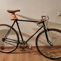 bici verde stile vintage