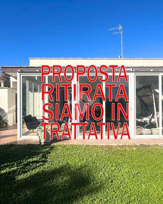 VILLA SINGOLA A BRINDISI